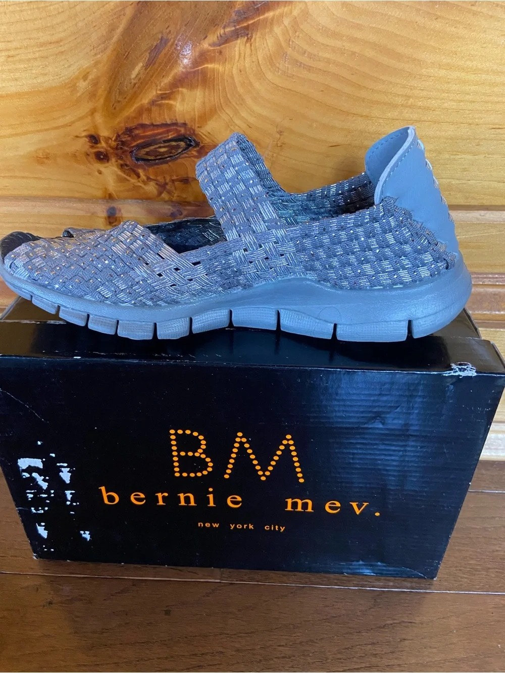 Bernie Mev Comfi Woven Women’s Sandals Sz 7- 7.5 NIB